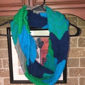 Green blue and grey knit scarf